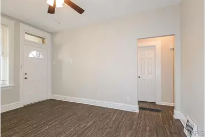 4463 Grace Avenue, Saint Louis, MO 63116 - Photo 5