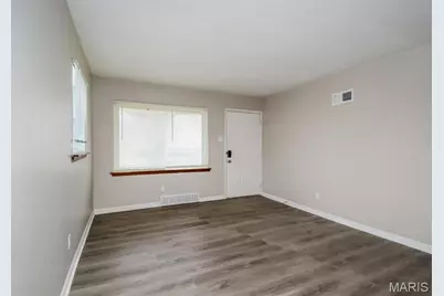 422 Northridge Drive, Saint Louis, MO 63137 - Photo 5
