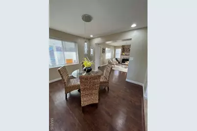 5817 Dressell Avenue, Saint Louis, MO 63120 - Photo 7