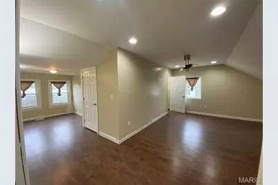 5817 Dressell Avenue, Saint Louis, MO 63120 - Photo 27