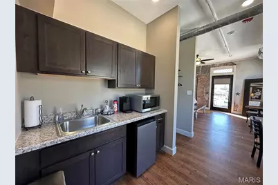 408 N Main, Hannibal, MO 63401 - Photo 9