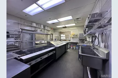 408 N Main, Hannibal, MO 63401 - Photo 25