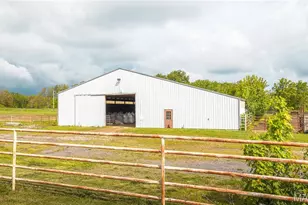 24265 Vinyard Rd, Cuba, MO 65453 - Photo 25