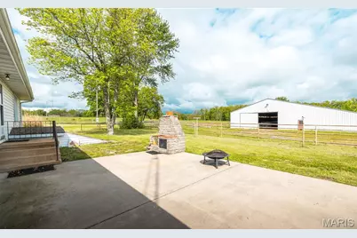 24265 Vinyard Road, Cuba, MO 65453 - Photo 23