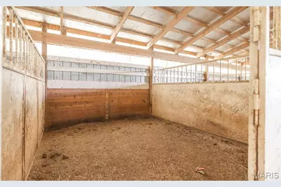 24265 Vinyard Road, Cuba, MO 65453 - Photo 39