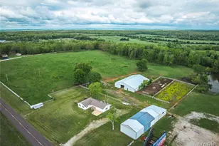 24265 Vinyard Rd, Cuba, MO 65453 - Photo 3