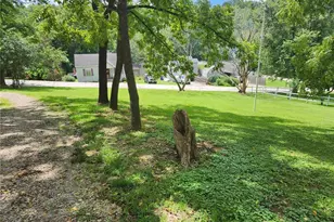 13339 Rosebank Ln, Saint Louis, MO 63122 - Photo 3