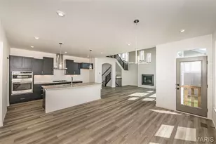 6730 Snowy Owl Ln, Affton, MO 63123 - Photo 3