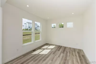 6730 Snowy Owl Lane, Affton, MO 63123 - Photo 5