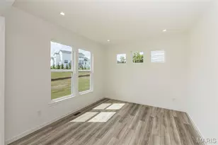 6730 Snowy Owl Ln, Affton, MO 63123 - Photo 5