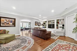 4 Ridgewood St, Ladue, MO 63124 - Photo 77