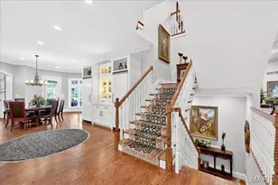 4 Ridgewood St, Ladue, MO 63124 - Photo 33