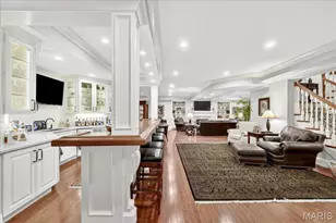 4 Ridgewood St, Ladue, MO 63124 - Photo 61