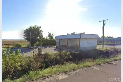 470 N Main Street, Elsberry, MO 63343 - Photo 1