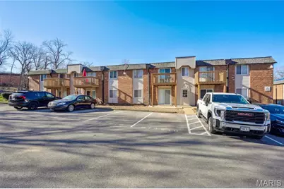 2781 Blackforest Drive #B, Saint Louis, MO 63129 - Photo 3