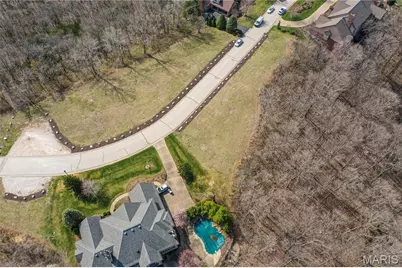 380 Merlot Lane, Saint Albans, MO 63073 - Photo 3