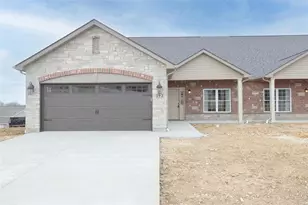 190 Santa Elena Dr, Wentzville, MO 63385 - Photo 1