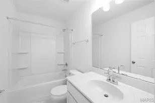 16804 River Stone Dr, Florissant, MO 63031 - Photo 7