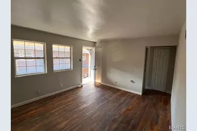 8440 N Broadway, Saint Louis, MO 63147 - Photo 5