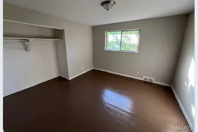 8440 N Broadway, Saint Louis, MO 63147 - Photo 13