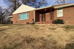 7143 Roland Blvd, Northwoods, MO 63121 - Photo 1