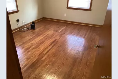 7143 Roland Blvd, Northwoods, MO 63121 - Photo 11