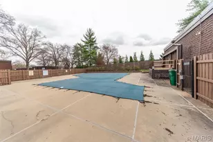 13555 Coliseum Dr, Chesterfield, MO 63017 - Photo 27