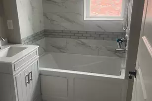 8528 Riverview Blvd, Saint Louis, MO 63147 - Photo 11