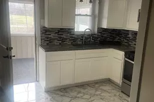 8528 Riverview Blvd, Saint Louis, MO 63147 - Photo 9