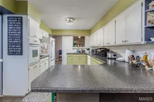 22807 Pioneer Dr, Lebanon, MO 65536 - Photo 3