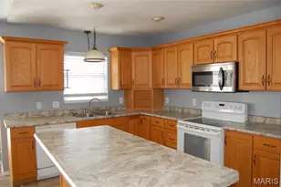 5711 Cedar Valley Dr, Poplar Bluff, MO 63901 - Photo 5