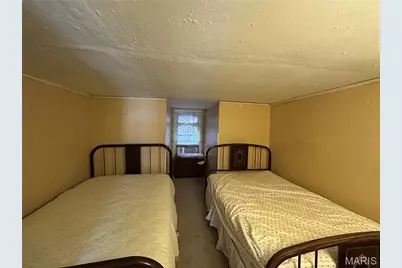 310 N 3rd, Hannibal, MO 63401 - Photo 13