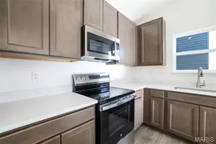 16787 River Stone Dr, Florissant, MO 63031 - Photo 7