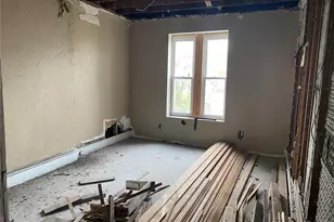 6010 Bartmer Ave, Saint Louis, MO 63112 - Photo 5