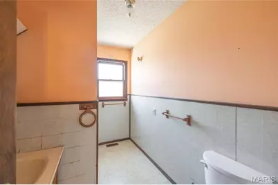 104 E Jefferson Avenue, Richland, MO 65556 - Photo 11