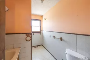 104 E Jefferson Ave, Richland, MO 65556 - Photo 11