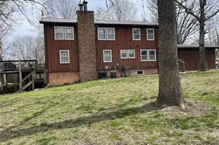 676 Frontier Ln, Bourbon, MO 65441 - Photo 3