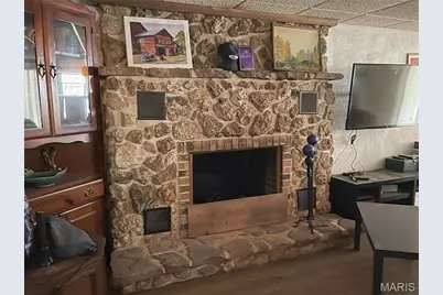 676 Frontier Lane, Bourbon, MO 65441 - Photo 41