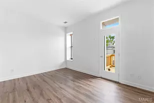422 Lake Ave, Saint Louis, MO 63108 - Photo 3