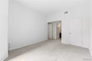 422 Lake Ave, Saint Louis, MO 63108 - Photo 17