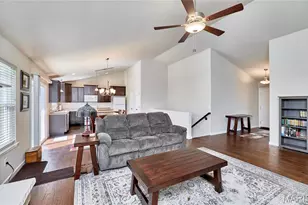 440 Winchester Way, Winfield, MO 63389 - Photo 9