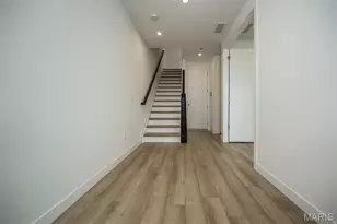 8904 Gateway Cir, Richmond Heights, MO 63144 - Photo 21