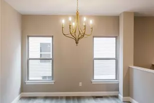 5334 Tesson Ct, Saint Louis, MO 63128 - Photo 7