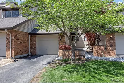 1747 Russet Valley Drive, Saint Louis, MO 63146 - Photo 1