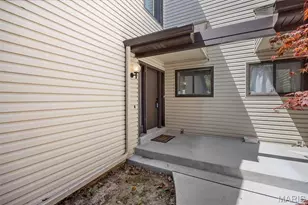 1747 Russet Valley Dr, Saint Louis, MO 63146 - Photo 3