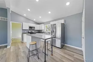 908 Railroad Ave, Foley, MO 63347 - Photo 9