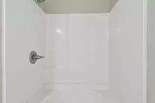 908 Railroad Ave, Foley, MO 63347 - Photo 17