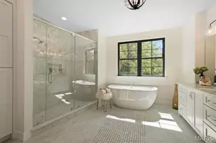 11712 Westham Dr Dr, Town and Country, MO 63131 - Photo 17