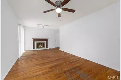 1455 Burnside Court, Florissant, MO 63031 - Photo 15