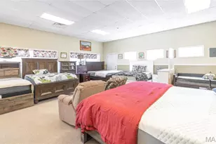 327 N Jefferson St, St James, MO 65559 - Photo 13